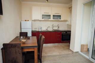 Апартаменты Sunrise Apartment Доброта-5