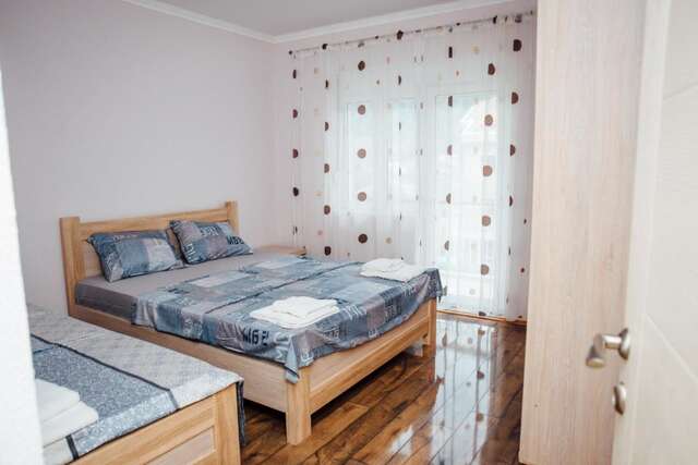 Апартаменты Sunrise Apartment Доброта-13