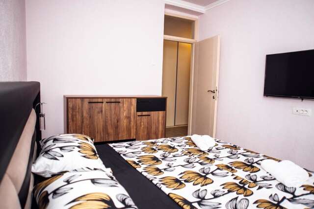 Апартаменты Sunrise Apartment Доброта-16
