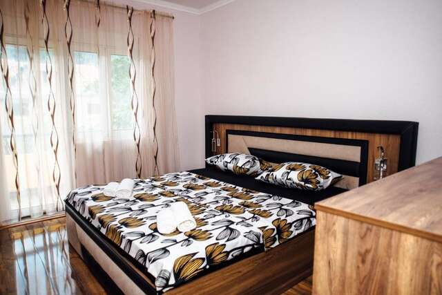 Апартаменты Sunrise Apartment Доброта-28
